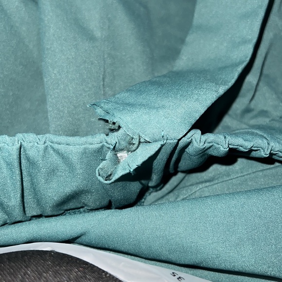 PRICE IS FIRM! SHEIN Plus Overall Shorts Romper - Picture 3 of 4